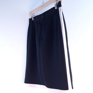 Bogato Classic size 10 Midi black & white lined skirt